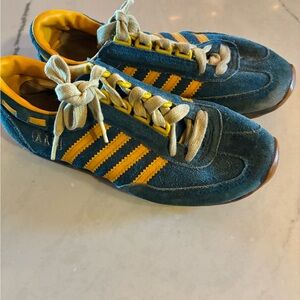 Vintage 1970’s adidas running Shoes